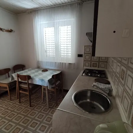 Apartament Samec *