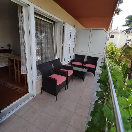 Apartmaji Samec *