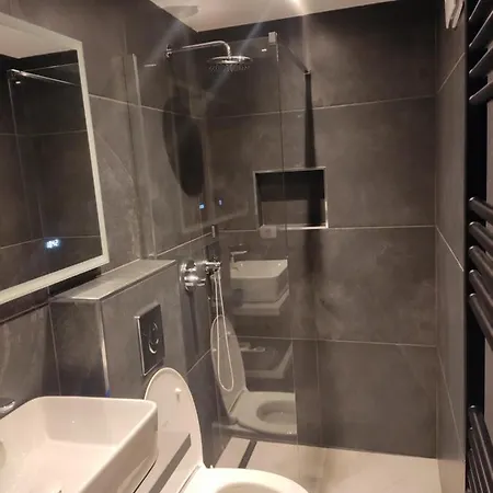 Apartmaji Samec * 이졸라