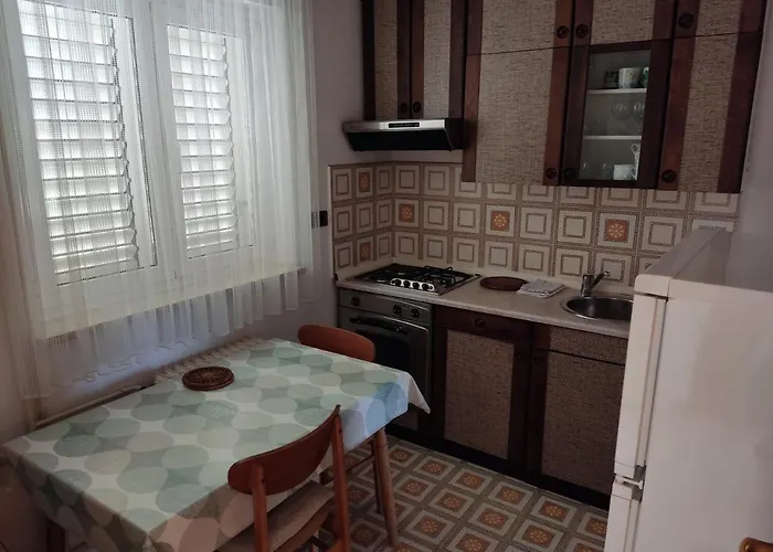 Samec Διαμέρισμα