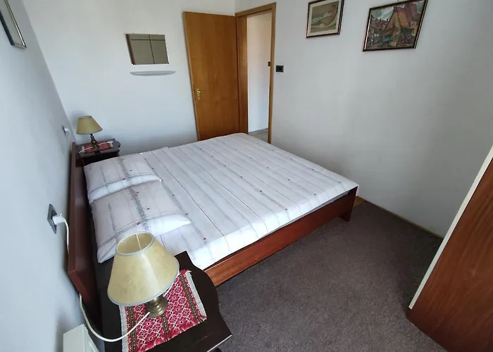 Samec Διαμέρισμα *