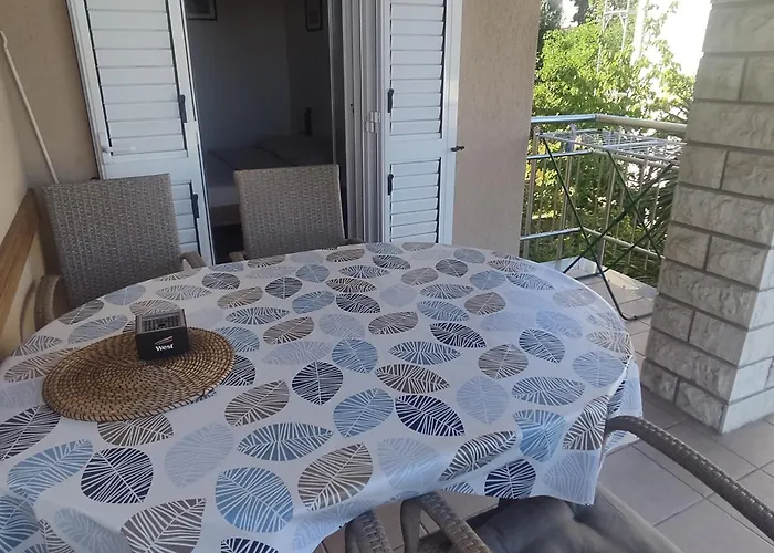 アパート Samec *